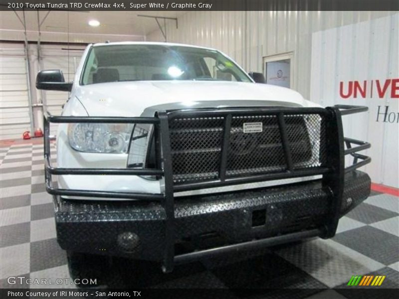 Super White / Graphite Gray 2010 Toyota Tundra TRD CrewMax 4x4