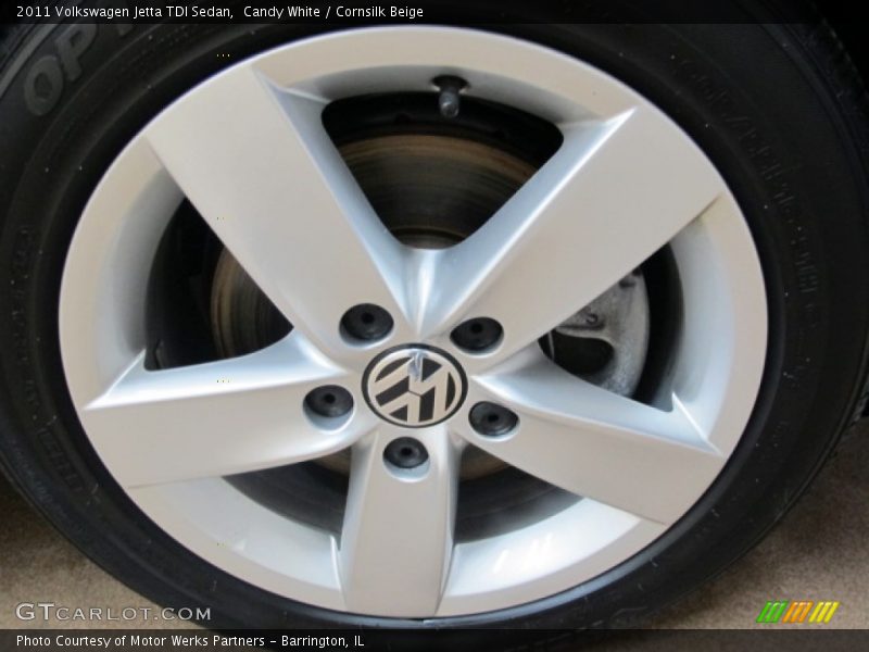 Candy White / Cornsilk Beige 2011 Volkswagen Jetta TDI Sedan