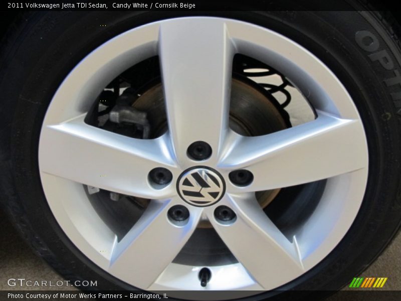 Candy White / Cornsilk Beige 2011 Volkswagen Jetta TDI Sedan