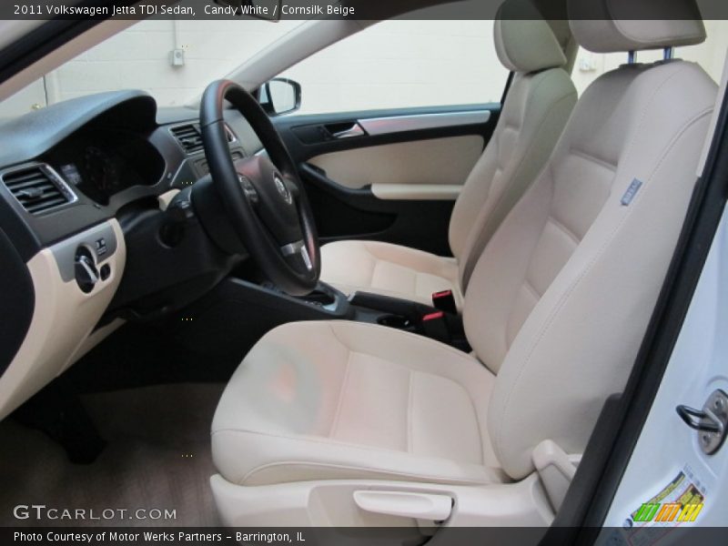 Candy White / Cornsilk Beige 2011 Volkswagen Jetta TDI Sedan
