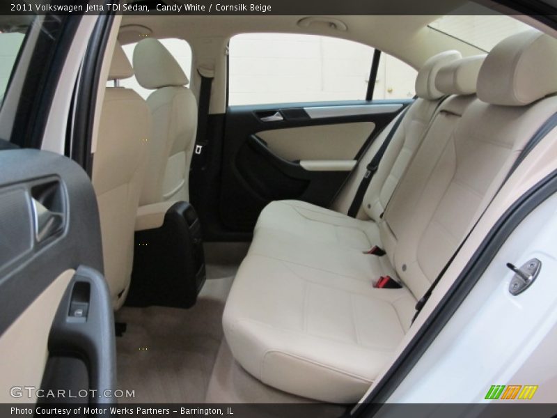 Candy White / Cornsilk Beige 2011 Volkswagen Jetta TDI Sedan