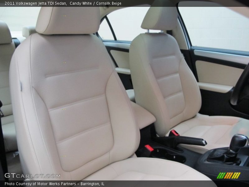 Candy White / Cornsilk Beige 2011 Volkswagen Jetta TDI Sedan