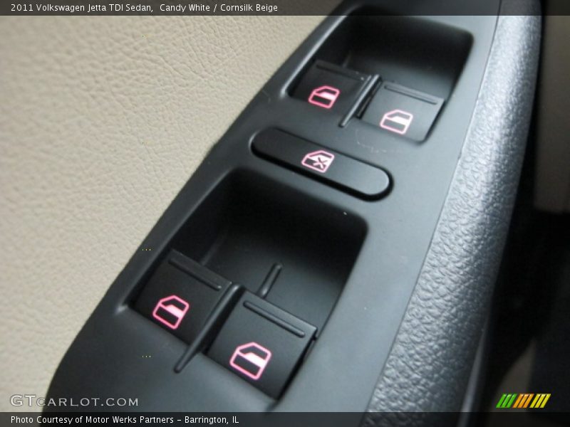 Candy White / Cornsilk Beige 2011 Volkswagen Jetta TDI Sedan