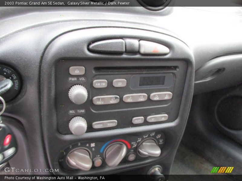 Galaxy Silver Metallic / Dark Pewter 2003 Pontiac Grand Am SE Sedan