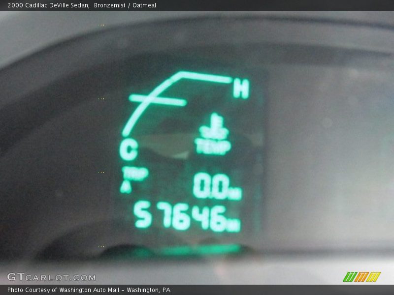 Bronzemist / Oatmeal 2000 Cadillac DeVille Sedan