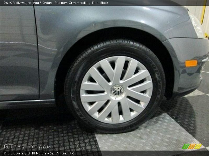 Platinum Grey Metallic / Titan Black 2010 Volkswagen Jetta S Sedan