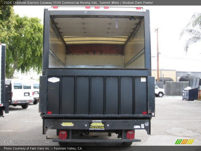 Summit White / Medium Dark Pewter 2006 Chevrolet Express Cutaway 3500 Commercial Moving Van