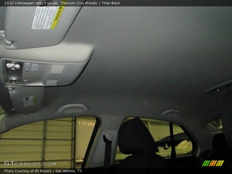 Platinum Grey Metallic / Titan Black 2010 Volkswagen Jetta S Sedan