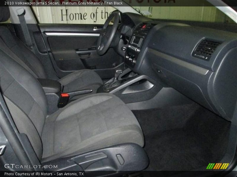Platinum Grey Metallic / Titan Black 2010 Volkswagen Jetta S Sedan