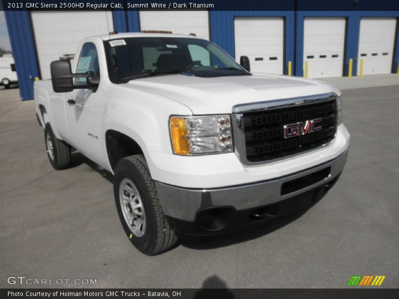 Front 3/4 View of 2013 Sierra 2500HD Regular Cab