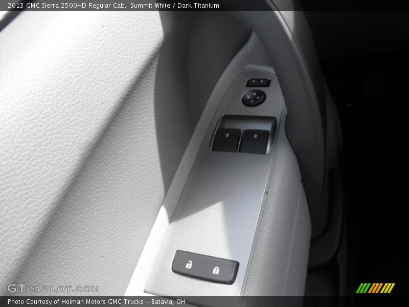 Summit White / Dark Titanium 2013 GMC Sierra 2500HD Regular Cab