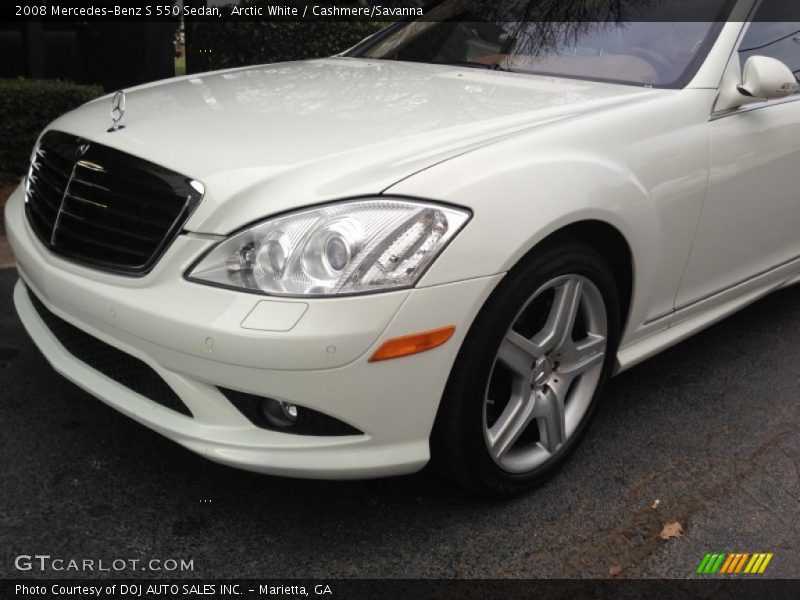 Arctic White / Cashmere/Savanna 2008 Mercedes-Benz S 550 Sedan