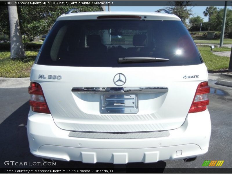 Arctic White / Macadamia 2008 Mercedes-Benz ML 550 4Matic