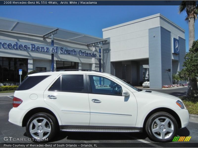 Arctic White / Macadamia 2008 Mercedes-Benz ML 550 4Matic