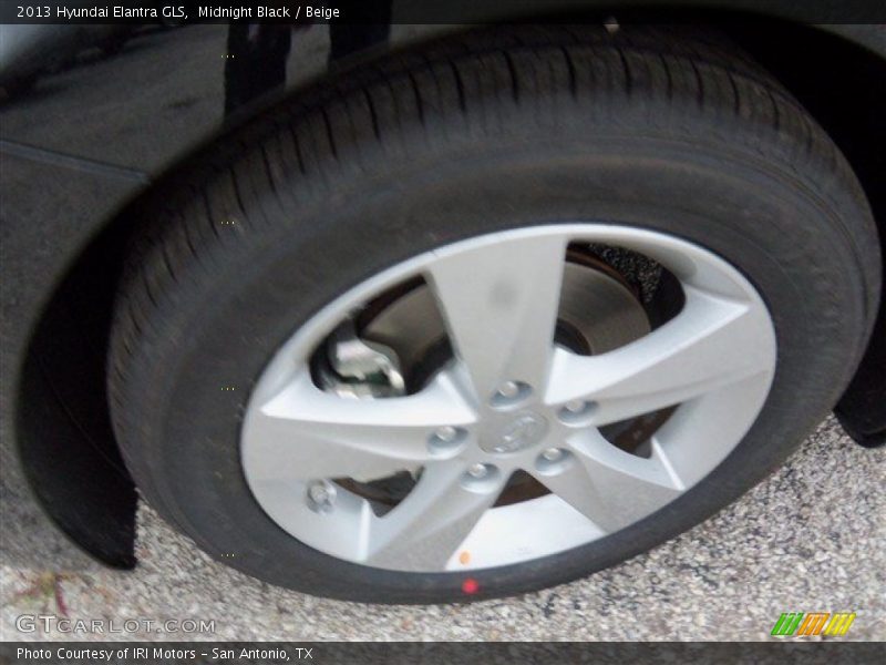 Midnight Black / Beige 2013 Hyundai Elantra GLS