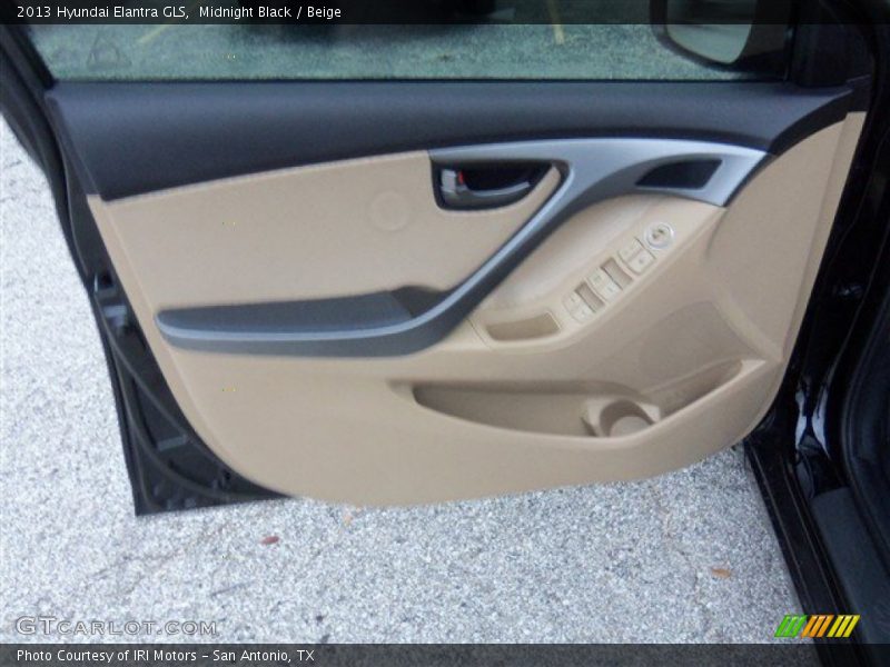 Midnight Black / Beige 2013 Hyundai Elantra GLS