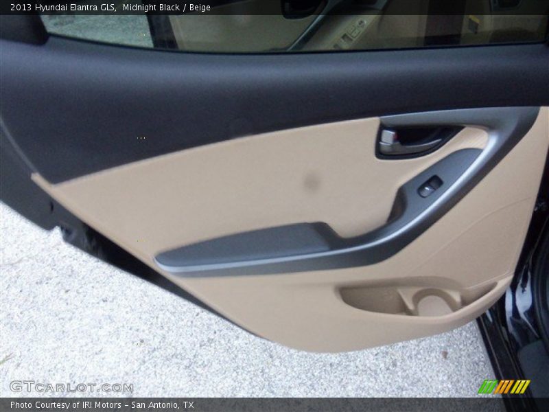 Midnight Black / Beige 2013 Hyundai Elantra GLS