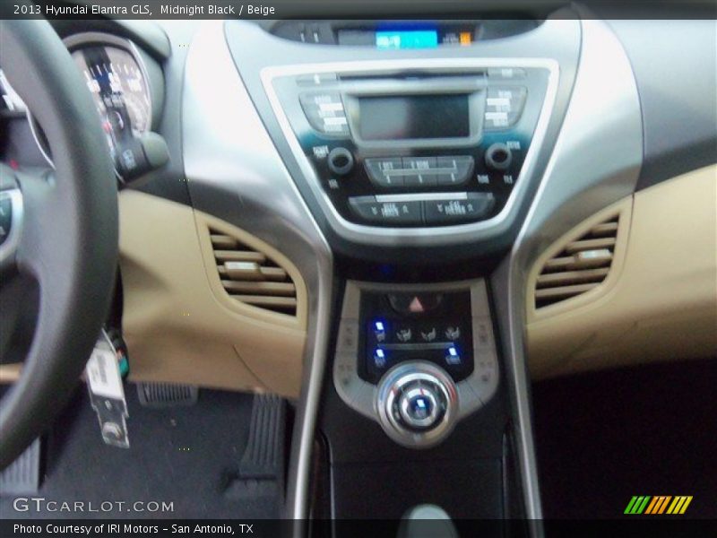 Midnight Black / Beige 2013 Hyundai Elantra GLS