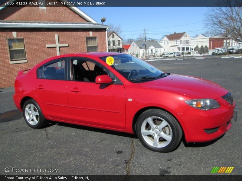Front 3/4 View of 2005 MAZDA3 i Sedan
