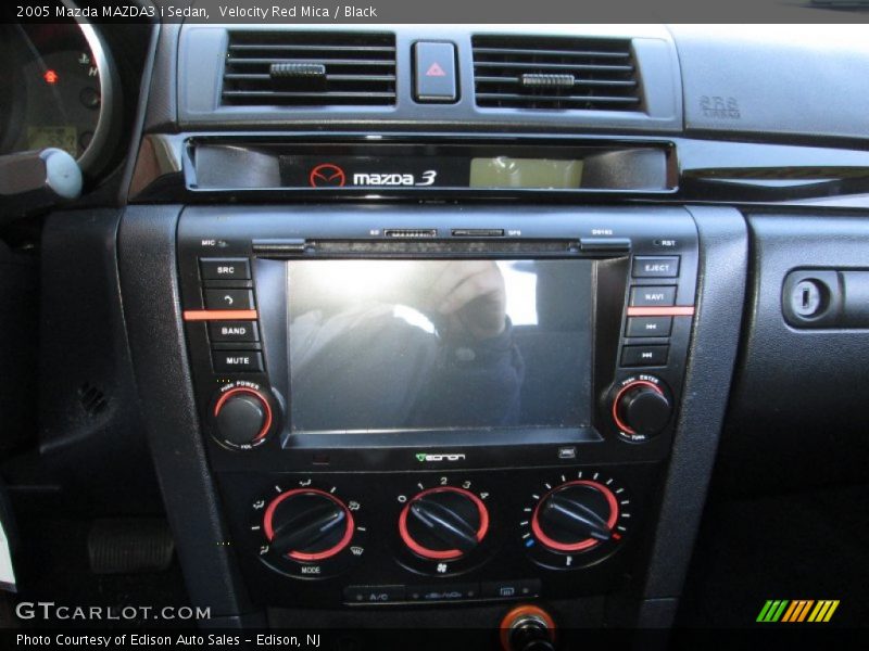 Controls of 2005 MAZDA3 i Sedan