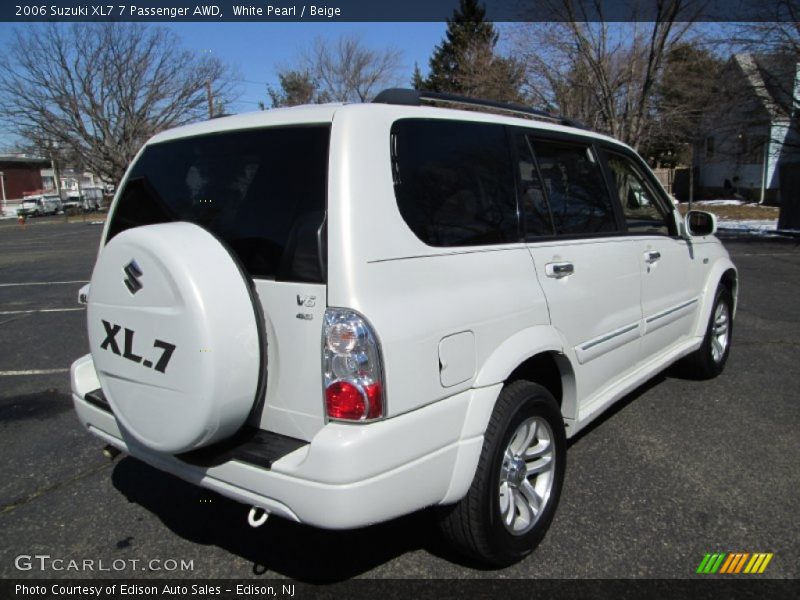 White Pearl / Beige 2006 Suzuki XL7 7 Passenger AWD