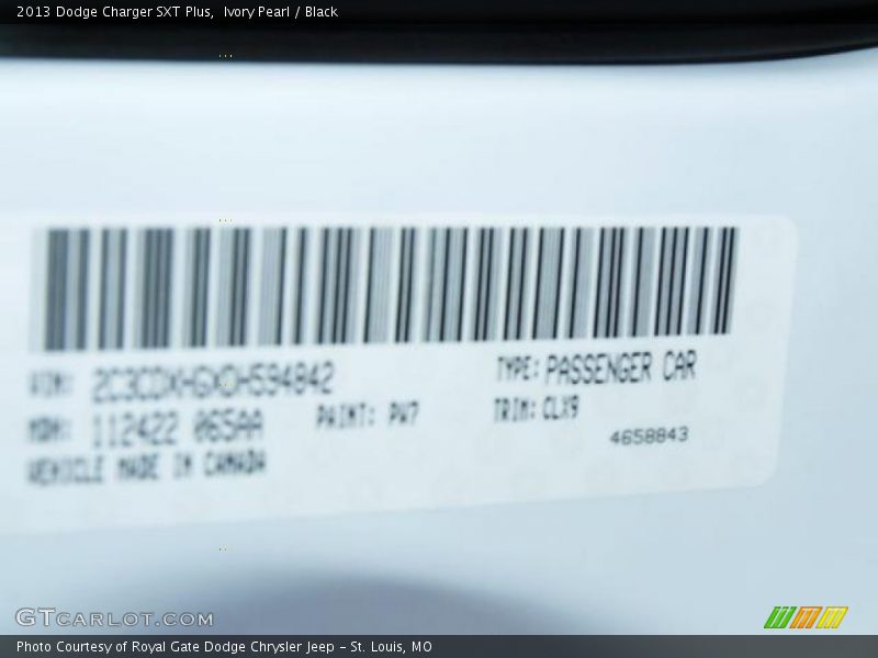 Ivory Pearl / Black 2013 Dodge Charger SXT Plus