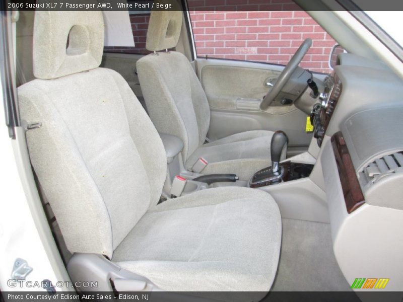 Front Seat of 2006 XL7 7 Passenger AWD