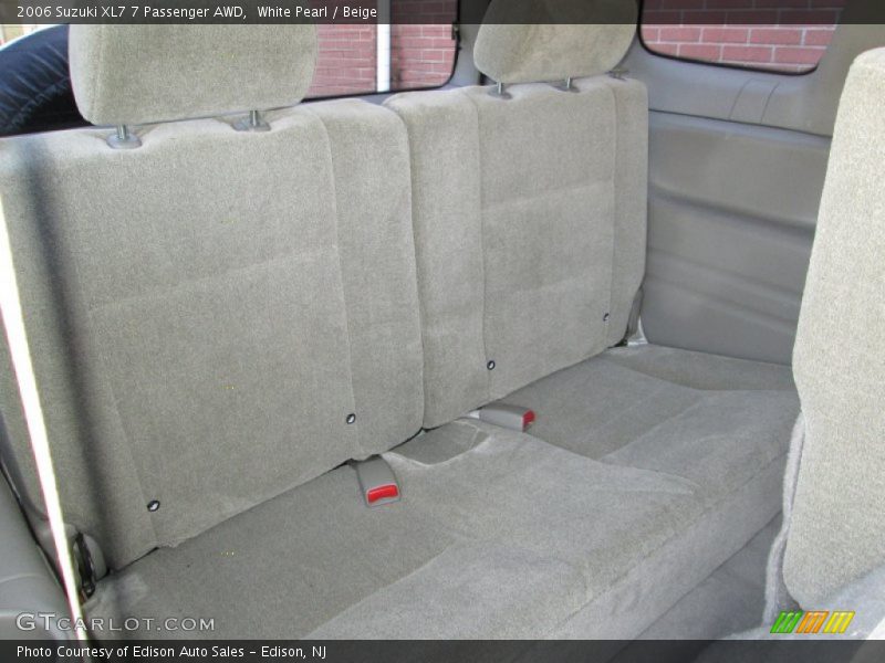 White Pearl / Beige 2006 Suzuki XL7 7 Passenger AWD
