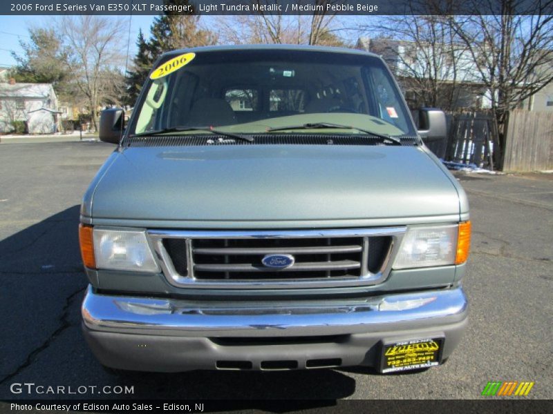 Light Tundra Metallic / Medium Pebble Beige 2006 Ford E Series Van E350 XLT Passenger