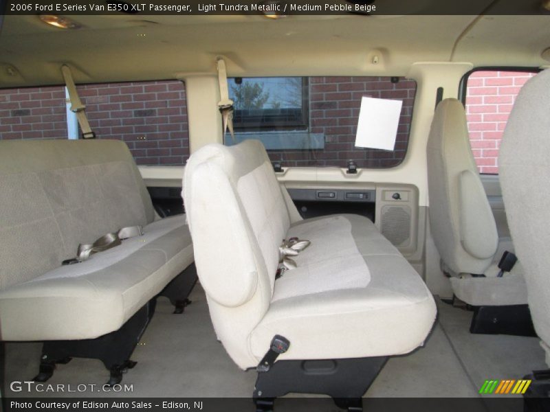 Rear Seat of 2006 E Series Van E350 XLT Passenger