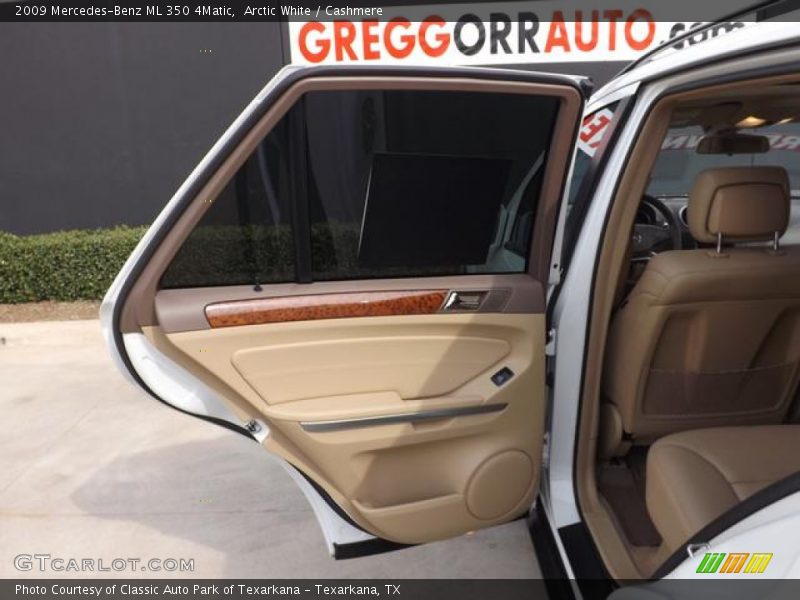 Arctic White / Cashmere 2009 Mercedes-Benz ML 350 4Matic
