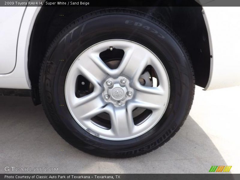 Super White / Sand Beige 2009 Toyota RAV4 I4