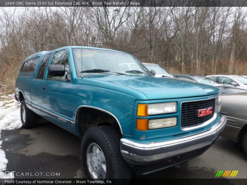 Front 3/4 View of 1994 Sierra 1500 SLE Extended Cab 4x4
