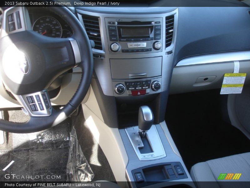 Deep Indigo Pearl / Ivory 2013 Subaru Outback 2.5i Premium