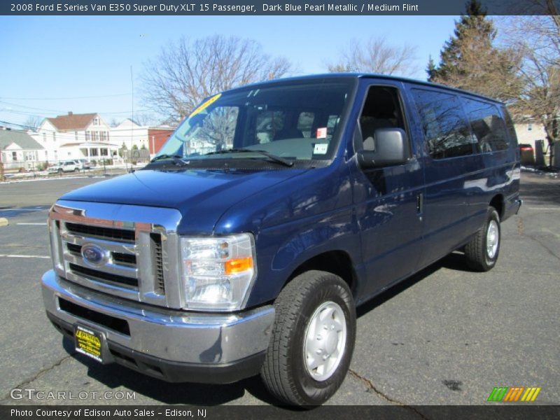 Front 3/4 View of 2008 E Series Van E350 Super Duty XLT 15 Passenger