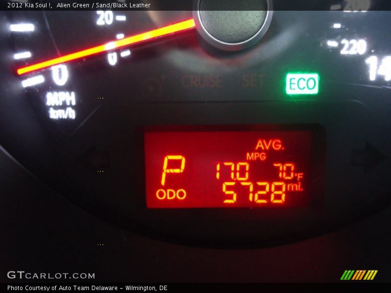 Alien Green / Sand/Black Leather 2012 Kia Soul !