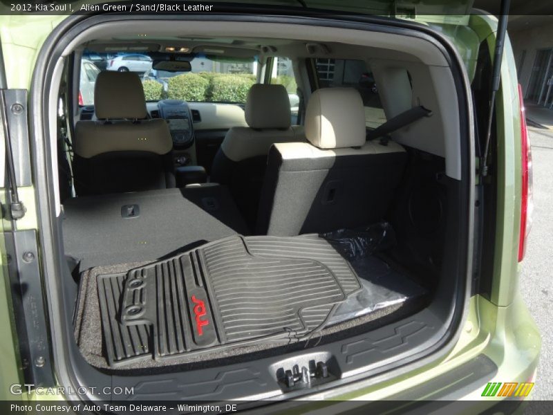 Alien Green / Sand/Black Leather 2012 Kia Soul !