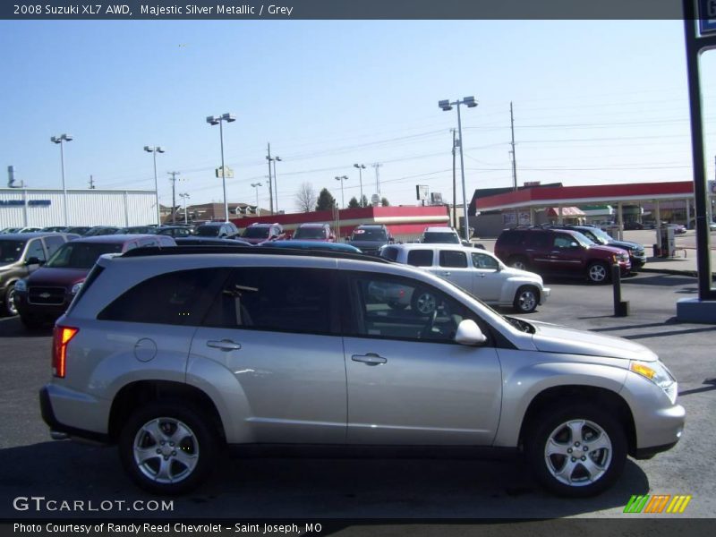 Majestic Silver Metallic / Grey 2008 Suzuki XL7 AWD
