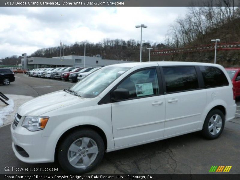 Stone White / Black/Light Graystone 2013 Dodge Grand Caravan SE