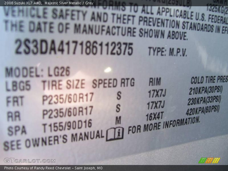 Majestic Silver Metallic / Grey 2008 Suzuki XL7 AWD