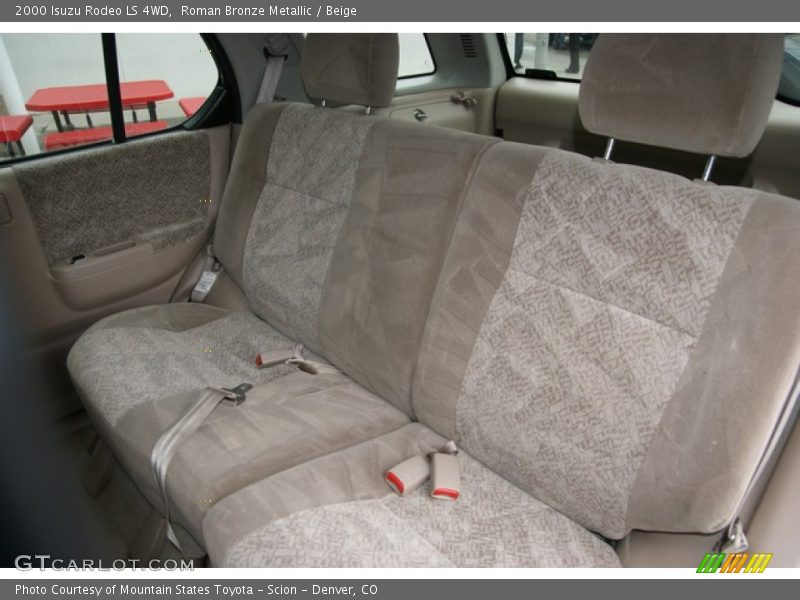 Rear Seat of 2000 Rodeo LS 4WD