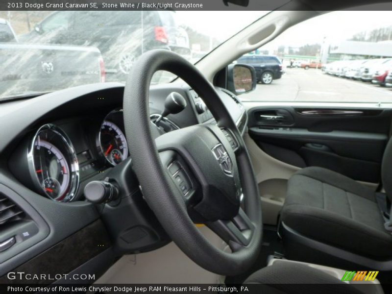 Stone White / Black/Light Graystone 2013 Dodge Grand Caravan SE