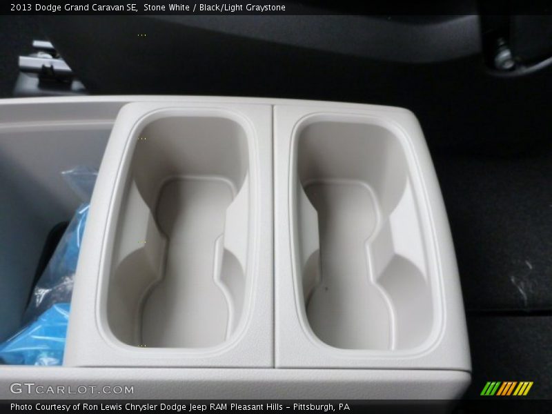 Stone White / Black/Light Graystone 2013 Dodge Grand Caravan SE