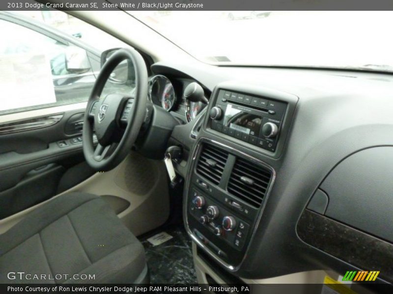 Stone White / Black/Light Graystone 2013 Dodge Grand Caravan SE