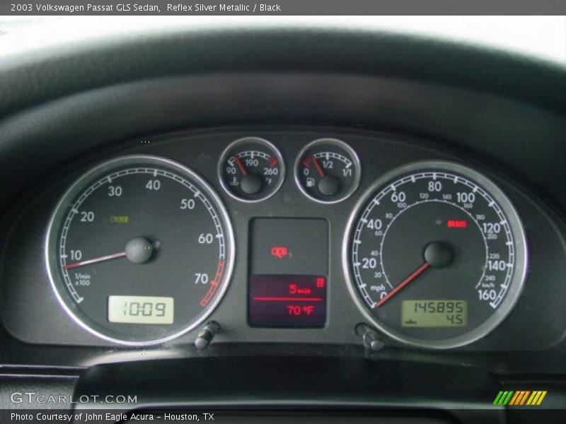 Reflex Silver Metallic / Black 2003 Volkswagen Passat GLS Sedan