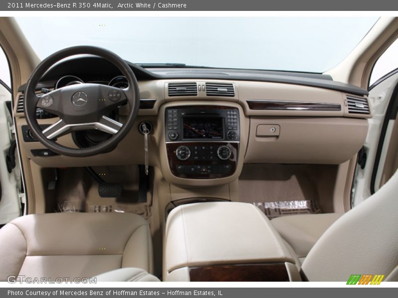 Arctic White / Cashmere 2011 Mercedes-Benz R 350 4Matic