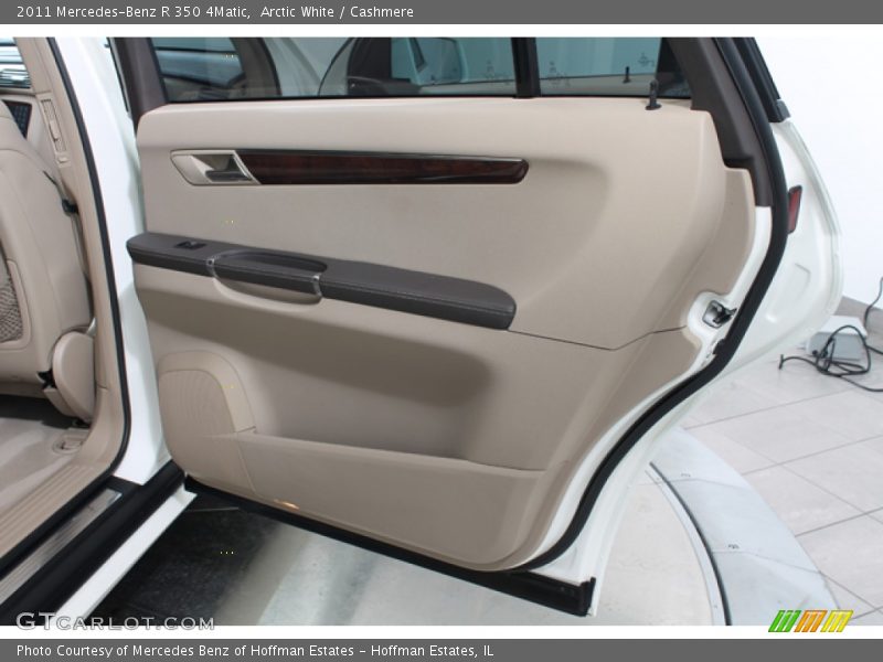 Arctic White / Cashmere 2011 Mercedes-Benz R 350 4Matic