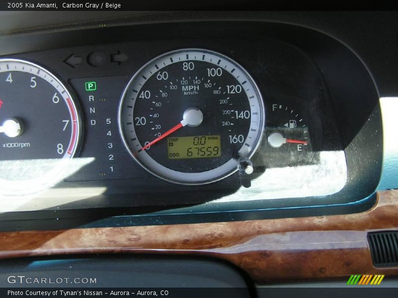 Carbon Gray / Beige 2005 Kia Amanti