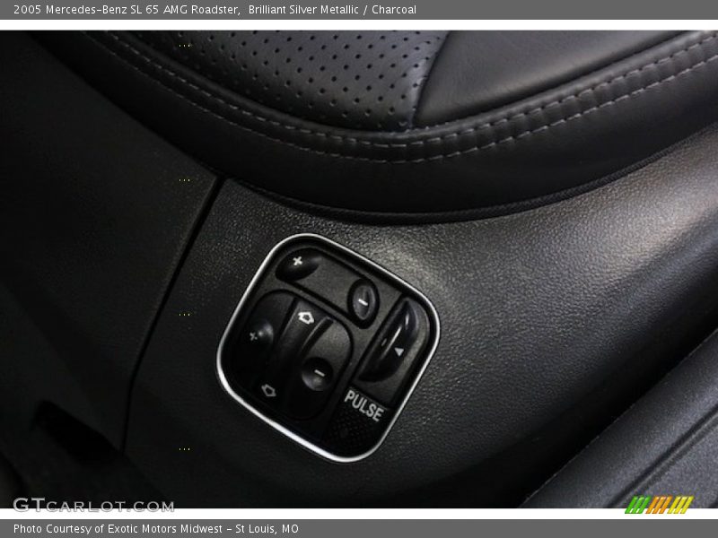 Controls of 2005 SL 65 AMG Roadster