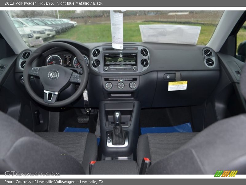 Night Blue Metallic / Black 2013 Volkswagen Tiguan S